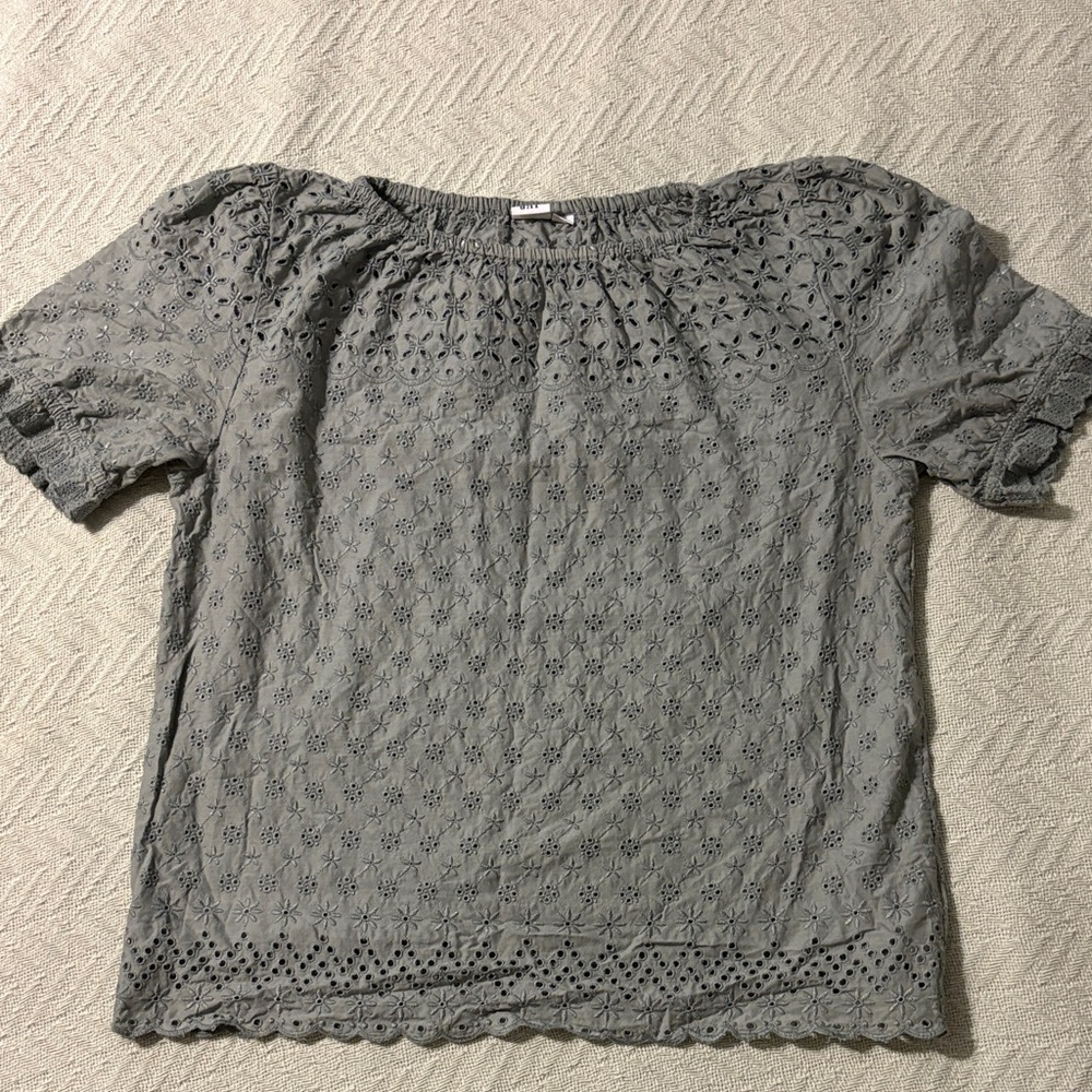 GAP Women's Gray Eyelet Blouse